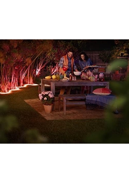 Hue Outdoor Renkli Akıllı LED Şerit, 5 Metre Aydınlatma