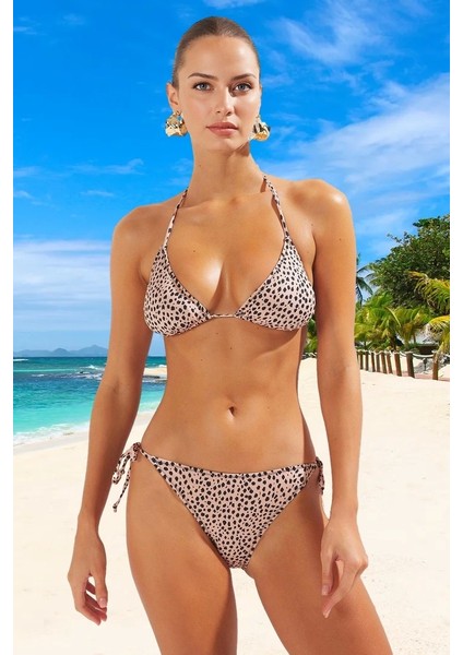 Modern Desenli Bikini Takımı Şık Detaylı Premium Kalite Esnek Kumaş Uv Korumalı Yüksek Konfor