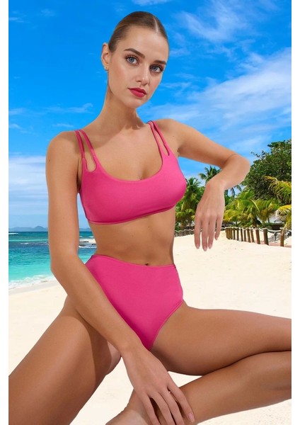 Modern Bikini Takımı Ergonomik Kesim Şık Detaylı Su Sporları Için Özel Tasarım Yüksek Konfor