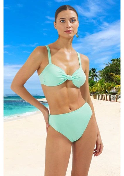 Modern Bikini Takımı Şık Detaylı Yüksek Konfor Hızlı Kuruyan Su Sporları Için Premium Kalite