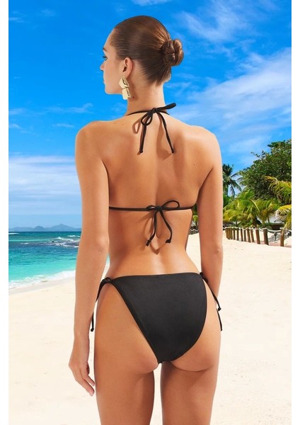 Modern Üçgen Bikini Takımı Ergonomik Kesim Hızlı Kuruyan Premium Kalite Plaj ve Havuz Için fiyatları