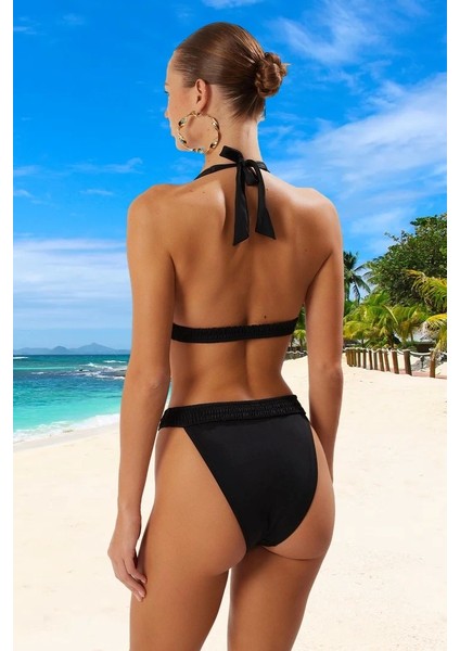Modern Üçgen Bikini Takımı Esnek Kumaş Yaz Koleksiyonu Premium Kalite Plaj ve Havuz Için fiyatları