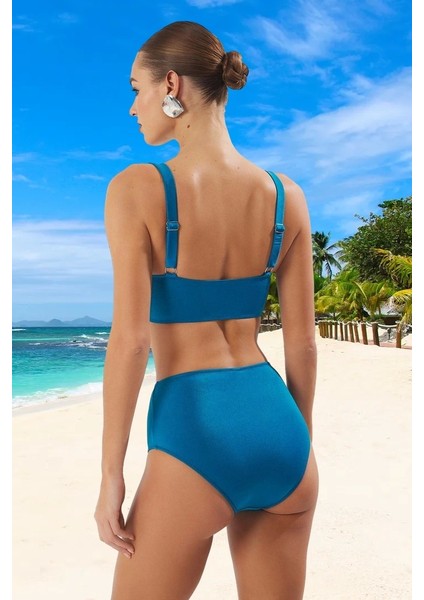 Modern Parlak Bikini Takımı Esnek Kumaş Su Sporları Için Özel Tasarım Hızlı Kuruyan fiyatları