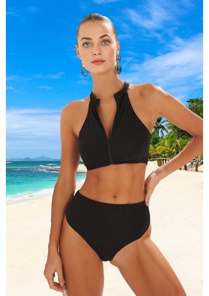 Modern Halter Bikini Takımı Su Sporları Için Şık Detaylı Plaj ve Havuz Esnek Kumaş modelleri