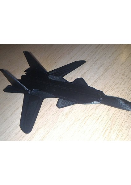 Su-47 Berkut'a (C-37) Benzer Bir Uçak Modeli (Nato Kodlamasına Göre) (Plastik Aparattır!!!)
