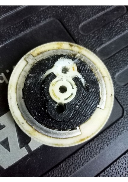 Mazda 3 Bk (2003- 2009) Arka Silecek Motoru Dişli Kutusunu Toyota Corolla E110 Liftback'e Takmak Için Montaj Parçaları ve Adaptör (Plastik Aparattır!!!) fiyatları