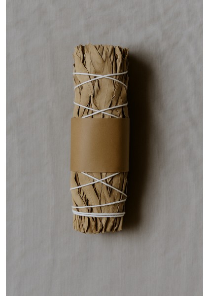 %100 Doğal Okaliptus Demet Tütsü | Eucalyptus Smudge Stick | El Yapımı Bitkisel Tütsü | 17-19 cm | 43-47 gr | Doğal Koku ve Ortam Ferahlığı Sağlar