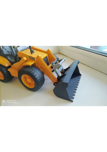 Oyuncak "ekskavatör Tekerlek Yükleyici Jcb 4cx" Için Kova. Solidworks 2023 (plastik Aparattır)