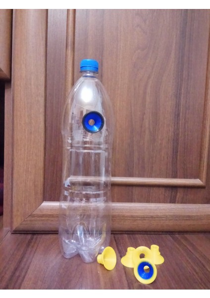Işletim Sistemi Ve Bombus Arıları Için Bir Tuzak Ve Hatta Uçar (plastik Aparattır)