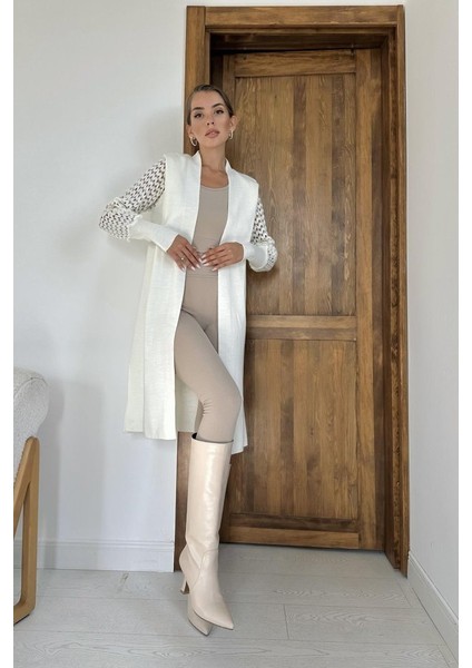 Ekru Kolları Örgülü Triko Hırka