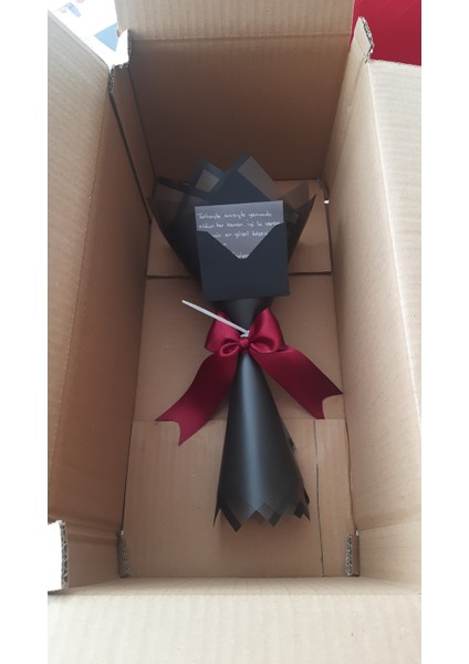 7 Li Solmayan Gül Buketi Beyaz Gül Dışı Siyah modelleri