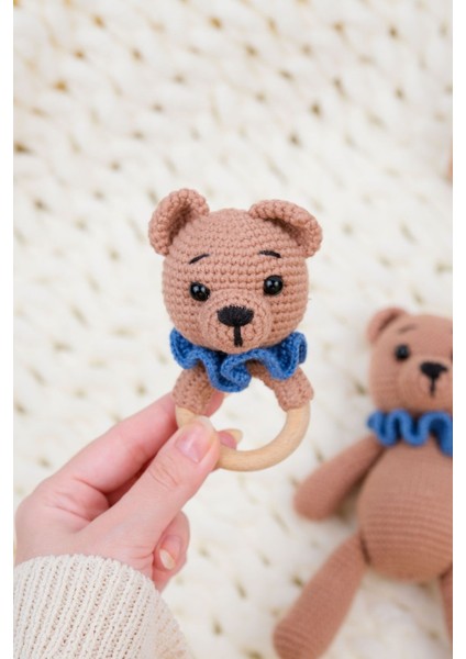 Elite El Yapımı Amigurumi Ayıcık Oyuncak ve Ahşap Çıngırak Seti- Doğal Örgü Bebek Oyuncak 1 Adet