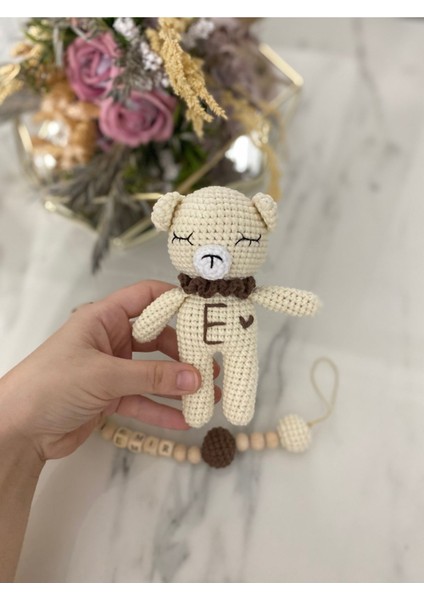 Elite Amigurumi Ayıcık Uyku Arkadaşı ve Isimli Emzik Zinciri 1 Adet