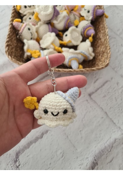 Amigurumi Örgü Cadı Şapkalı Hayalet Anahtarlık 1 Adet