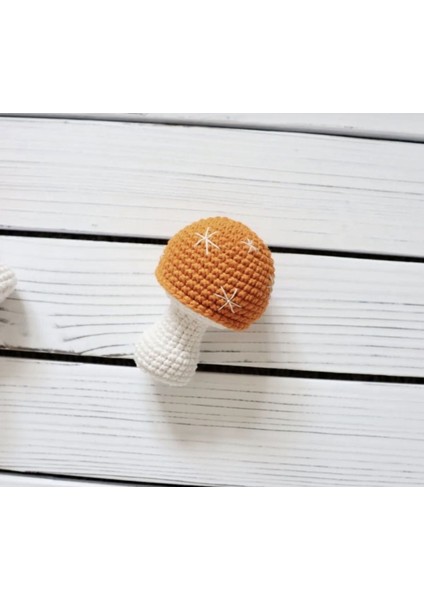 Amigurumi Örgü Oyuncak Çıngıraklı Sevimli Mantar Bebek Uyku Arkadaşı Organik Oyuncak 1 Adet