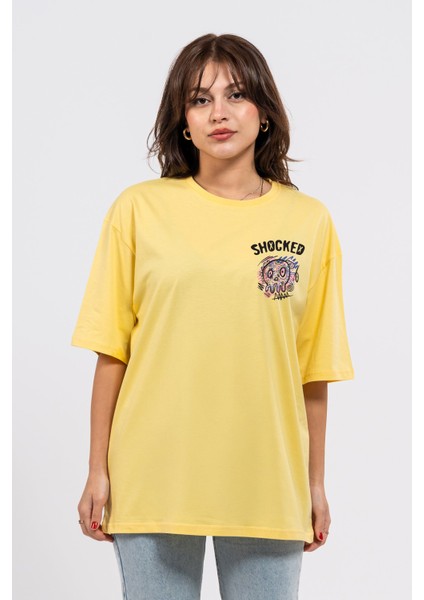 Oversize Göğüste Shocked Baskılı Tshirt