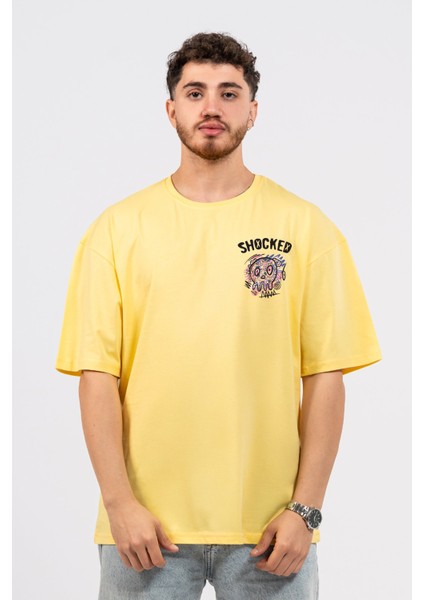 Oversize Göğüste Shocked Baskılı Tshirt fiyatları