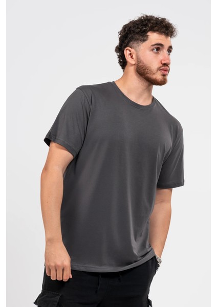 Regular Sırtta Scary Baskılı Tshirt