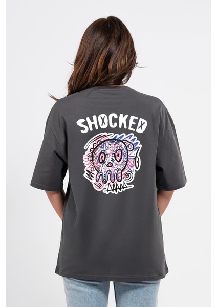 Oversize Sırtta Shocked Baskılı Tshirt