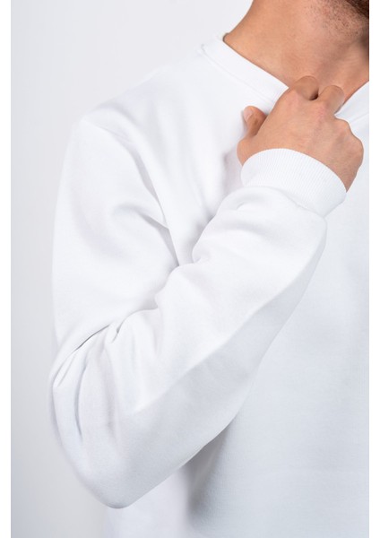 Regular Sırtta Baskılı Scary Sweatshirt fırsatları