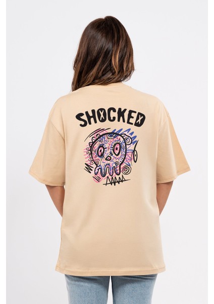 Oversize Sırtta Shocked Baskılı Tshirt