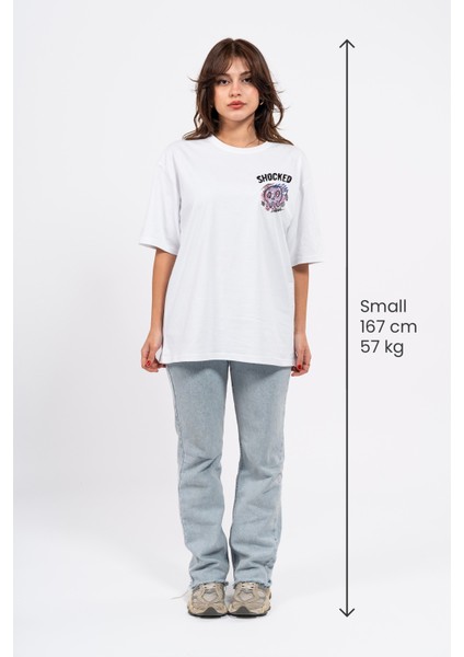 Oversize Göğüste Shocked Baskılı Tshirt modelleri