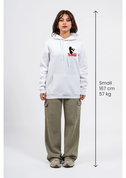 Regular Göğüste Baskılı Scary Hoodie fırsatları