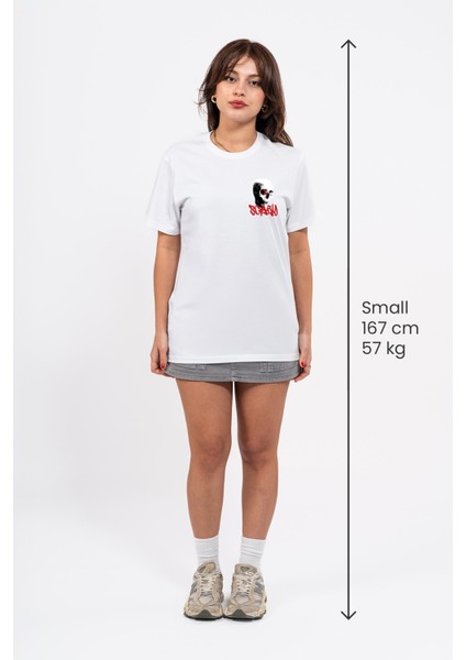 Regular Göğüste Scary Baskılı Tshirt modelleri
