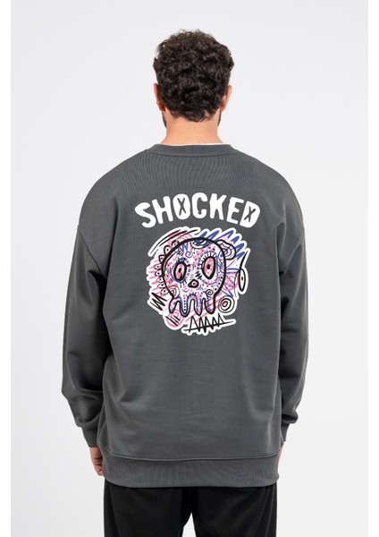 Oversize Sırtta Shocked Baskılı Sweatshirt fiyatları