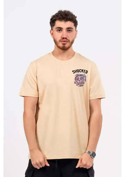 Regular Göğüste Shocked Baskılı Tshirt