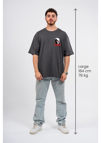 Oversize Göğüste Scary Baskılı T-Shirt fırsatları
