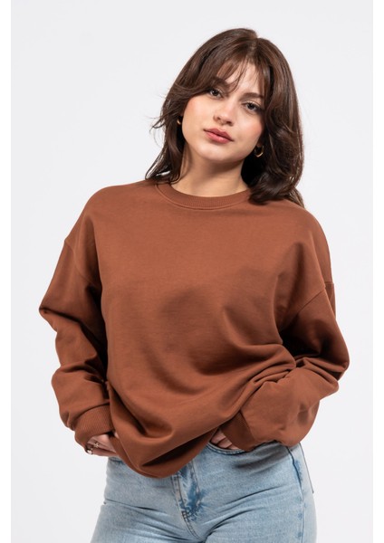 Oversize Sırtta Shocked Baskılı Sweatshirt modelleri