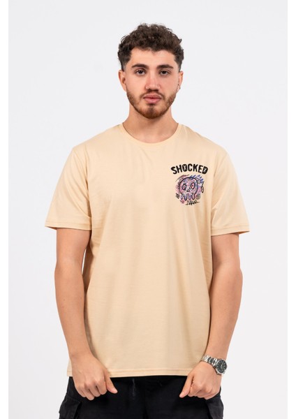 Regular Göğüste Shocked Baskılı Tshirt