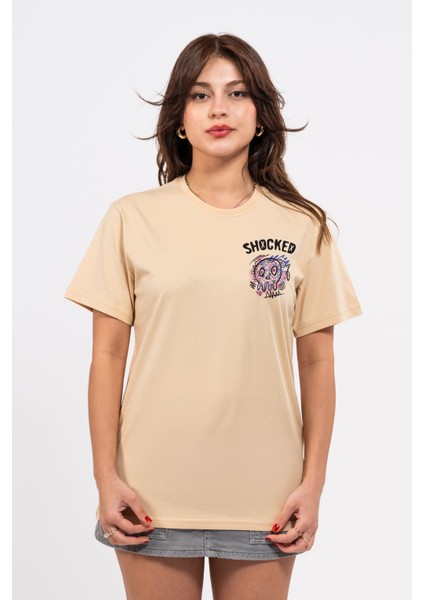 Regular Göğüste Shocked Baskılı Tshirt