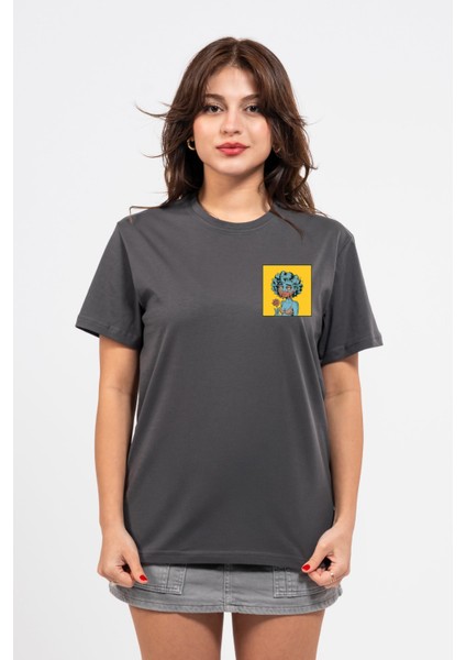 Regular Göğüste Cry Woman Baskılı Tshirt