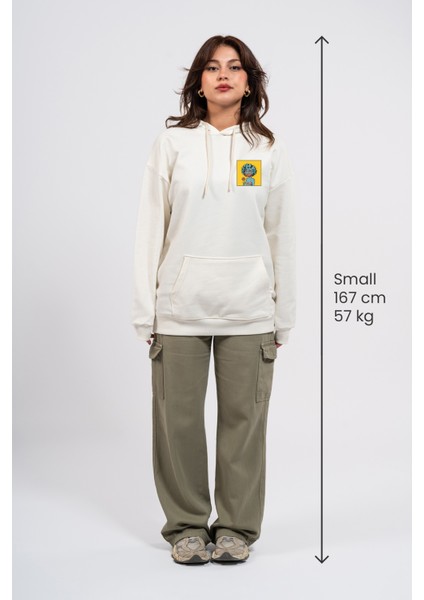Oversize Göğüste Cry Woman Baskılı Hoodie fırsatları