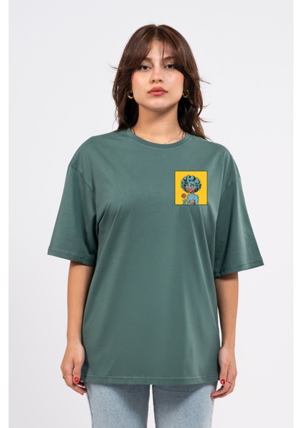 Oversize Göğüste Cry Woman Baskılı Tshirt fiyatları