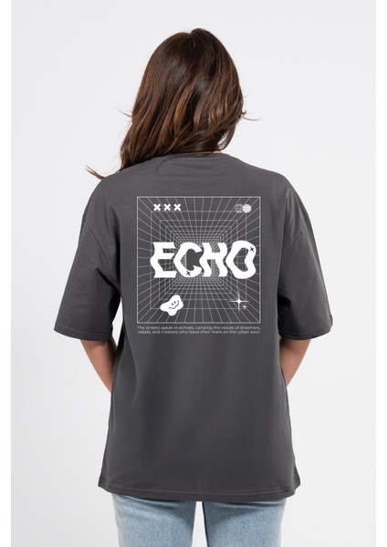 Oversize Sırtta Echo Baskılı Tshirt
