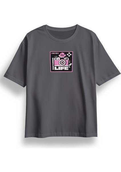 Oversize Capturing Life Baskılı Tshirt