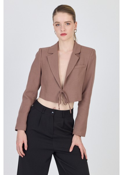 Kahverengi Keten Görünümlü %100 Pamuk Bağlama Detaylı Crop Blazer Ceket 7070 fiyatları