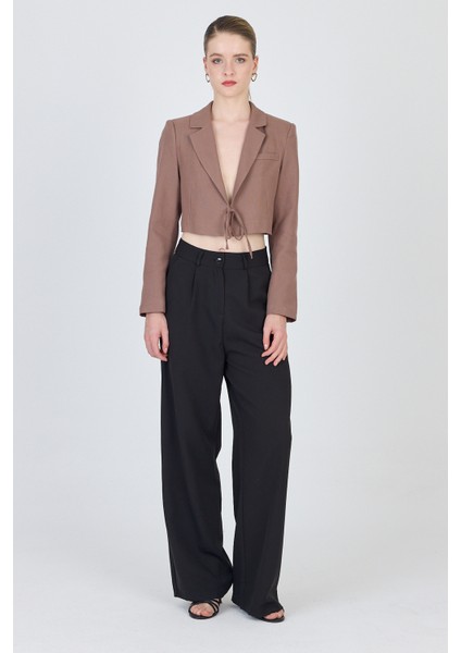 Kahverengi Keten Görünümlü %100 Pamuk Bağlama Detaylı Crop Blazer Ceket 7070 modelleri