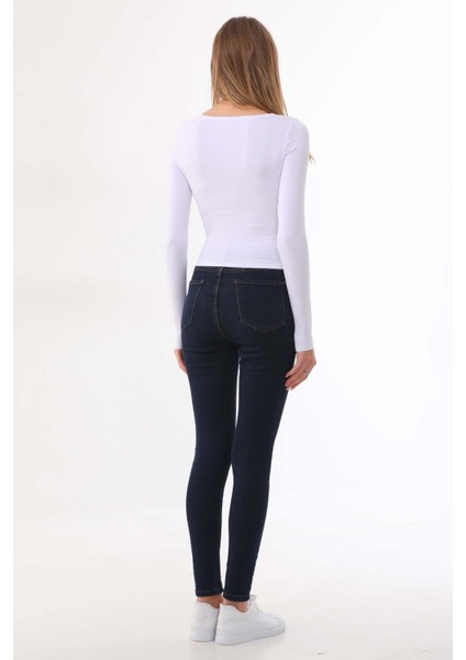 Kadın Crop Pamuklu V Yaka T-Shirt -Beyaz fırsatları