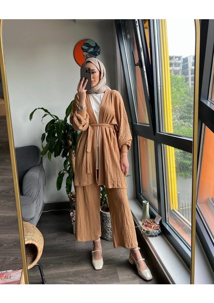 Gofre Dokulu Kuşaklı Hırka ve Pantolon Ikili Takım