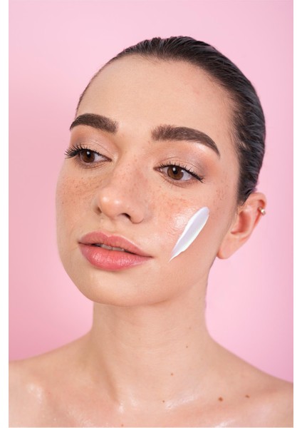 Wemara Makyaj Altı Baz Tum Cılt Tıplerı Icın 50 Spf 50 ml indirimleri