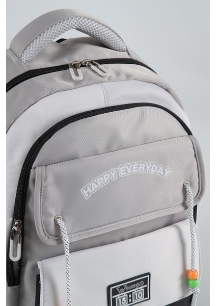 Young 51939 Okul Çantası fırsatları