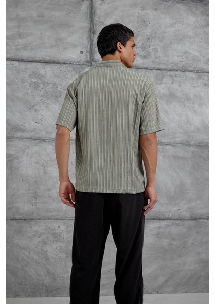 Yeşil Mrk Çizgili Oversize Gömlek fırsatları