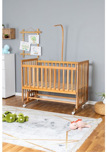 Ahşap Beşik Anne Yanı Beşik Vernikli 70X130 - Uyku Setsiz Yataksız + Tekerlekli fiyatları