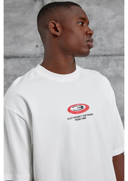 Beyaz Dont Regret The Road Oversize Tshirt fiyatları