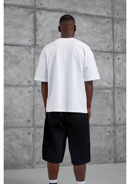 Beyaz Yakada Rakam Baskılı Oversize Tshirt fırsatları