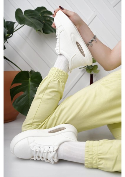 Dvm 5750 Beyaz Havalı Taban Kadın Sneakers fırsatları